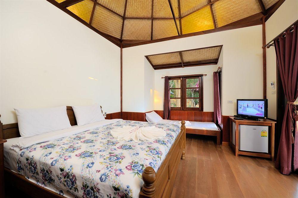 Sunwaree Phi Phi Resort Ngoại thất bức ảnh